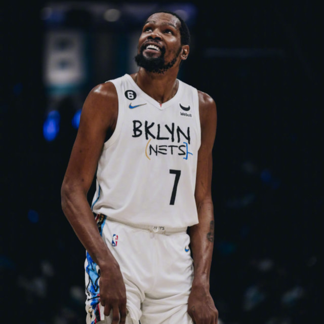 爱游戏-包含杜兰特连续十场比赛得分超过挺进下一轮，篮网挑战极限！的词条